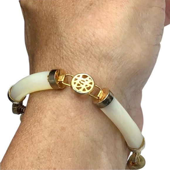 Chinese Symbol Mother
Pearl Link Bracelet Asian Character, Vintage Chinese Luck - Picture 7 of 9